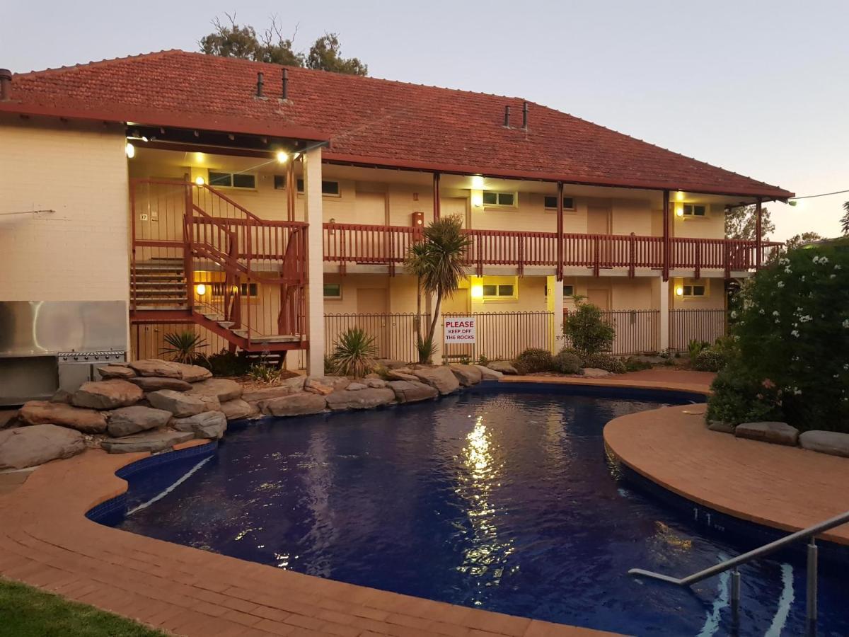 Vine Inn Barossa Нереутпа Экстерьер фото