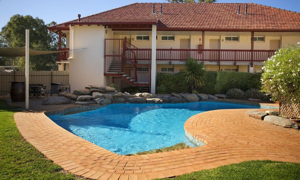 Vine Inn Barossa Нереутпа Экстерьер фото